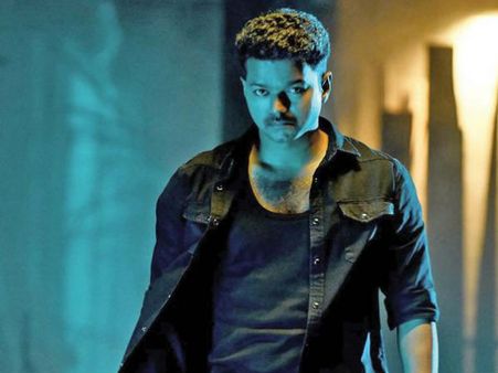 விஜய்க்கு வில்லனாக பிரபல அரசியல்வாதி.. விஜய் 62 அப்டேட்!