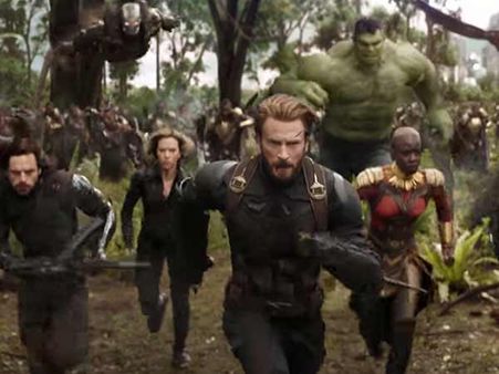 பாக்ஸ் ஆபீஸ் ரெக்கார்ட்ஸை அடித்து நொறுக்கும் 'அவென்ஜர்ஸ்' வசூல்.. சென்னையிலும் சாதனை!