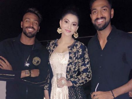 காதலிக்கு துரோகம் செய்கிறாரா ஹர்திக் பாண்டியா?