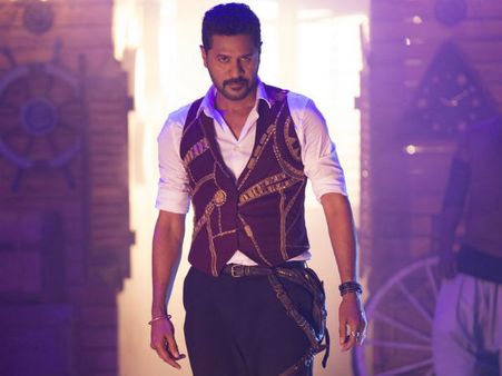 மாத்தி மாத்திப் பேசும் கார்த்திக் சுப்புராஜ்... ஏப்ரல் 13-ல் 'மெர்க்குரி' ரிலீஸா?