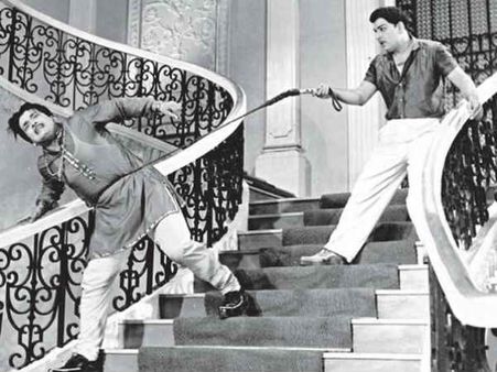 இந்த வெற்றிடத்தை நிரப்புவது யார்?