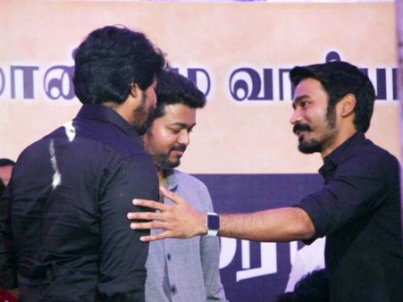 தனுஷ், சிவகார்த்திகேயன் செய்த செயலால் ரசிகர்கள் அதிர்ச்சி