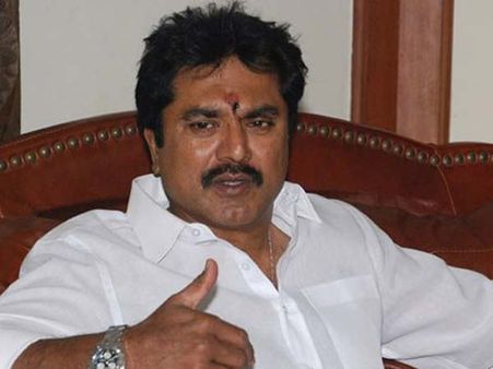 மீண்டும் புறப்பட்ட இடத்துக்கே வந்து நிற்கும் சரத்குமார்!