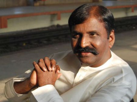 சிவாஜியை இளமைக்குத் திருப்பியவர் சிவி ராஜேந்திரன்! - கவிஞர் வைரமுத்து