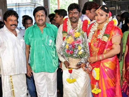 நிவேதாவை மணந்த சூர்யா பட ஹீரோ