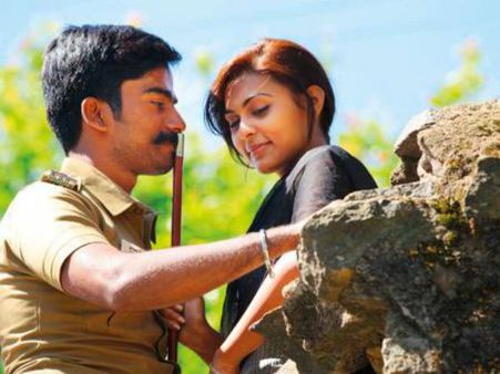 ஆண்டனி - படம் எப்படி இருக்கு? ஒன்இந்தியா விமர்சனம்