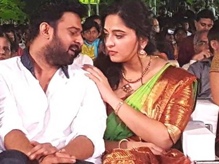 பிரபாஸும், அனுஷ்காவும் ஆசைப்பட்டாலும் திருமணம் செய்ய முடியாது: ஏனென்றால்...