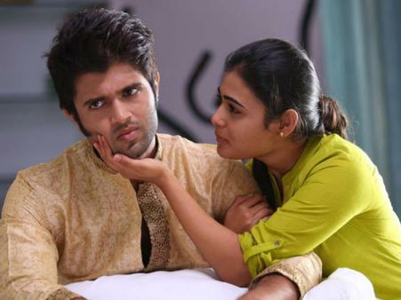 விஜய்யுடன் நெருக்கமான காதல் காட்சிகளில் நடித்தது நரக வேதனை: அர்ஜுன் ரெட்டி ஹீரோயின்