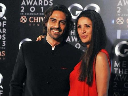 திருமணமாகி 20 ஆண்டுகள் கழித்து மனைவியை பிரிந்த பிரபல நடிகர்: காரணம்...