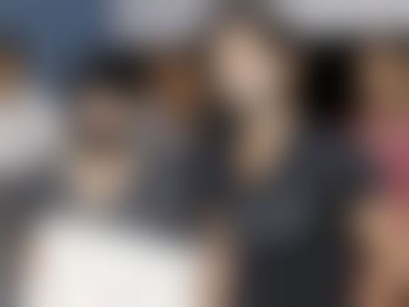 அப்பா கழுவிக் கழுவி ஊத்துறார், மகன் புகழ்ந்து தள்ளுகிறார்: என்னய்யா நடக்குது?