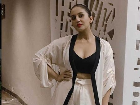 படுக்கை, பாலியல் தொல்லை...: காலா பட நடிகை தில் பேட்டி