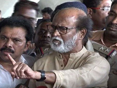 செய்தியாளர் சந்திப்பில் ஆவேசம்... ரஜினிக்கு திரைப்பட பத்திரிகையாளர் சங்கம் கண்டனம்