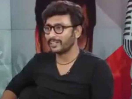 இன்று சிஎஸ்கே மேட்ச்சின்போது அறிவிக்கப்படும் ஆர்ஜே பாலாஜி அரசியல் என்ட்ரி!