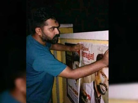 இறந்த ரசிகருக்காக நடிகர் சிம்பு செய்த காரியம்.. ரசிகர்கள் நெகிழ்ச்சி!