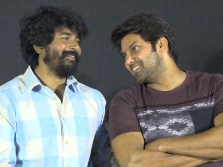 டான்ஸ் மாஸ்டர் தினேஷ் ஹீரோவாகும் ‘ஒரு குப்பைக் கதை’- ஆடியோவை ரிலீஸ் செய்த சிவகார்த்திக்கேயன், ஆர்யா!