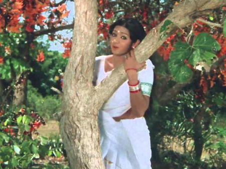 சிறிய வேடங்களின் கலைஞர்கள் - ஓரத்தில் மின்னும் பட்டிழைகள்