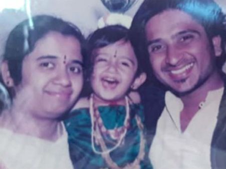 பிரபல டிவி தொகுப்பாளர் விபத்தில் பலி.. சோகத்தில் மகனைக் கொன்று மனைவி தற்கொலை