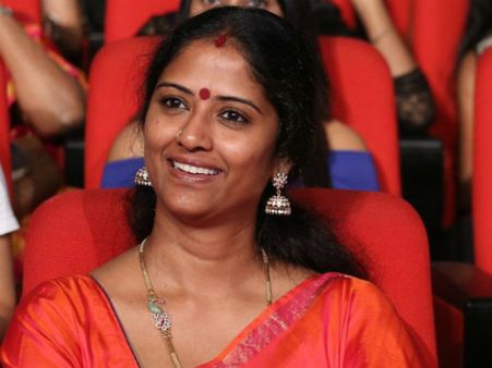 ஈஸ்வரி ராவ் கனவிலும் நினைக்காத விஷயத்தை செய்த பா. ரஞ்சித்