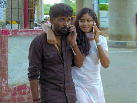 ஆக்சன் காட்சிகளைவிட காதல் காட்சிகளில் அதகளப் படுத்திய ஹீரோ... கோலிசோடா2 நாயகி புகழாரம்!