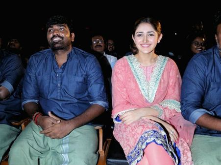 கஞ்சன் விஜய் சேதுபதி, மயங்கி விழுந்த ஹீரோயின்: ஜுங்கா சுவாரஸ்யங்கள் #Junga