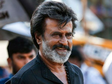 பர்ஸ்ட் ஆப் மாஸ்... செகண்ட் ஆப் கிளாஸ்... காலா படத்தின் டிவிட்டர் விமர்சனம்!