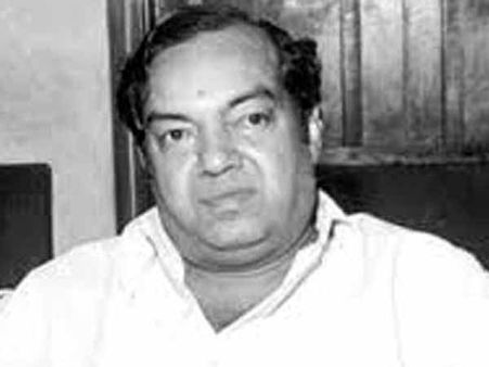 தம்மை உணர்ந்து மதிப்பிட்டதிலும் உயர்ந்த கவிஞர் - கண்ணதாசன்