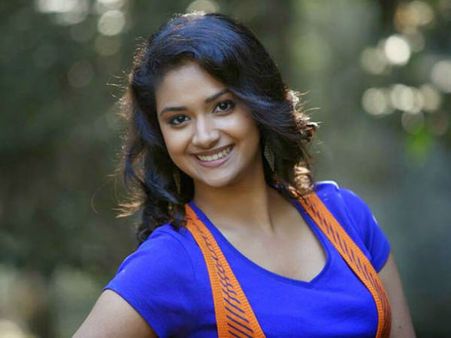 போட்ரா வெடிய! அட்ரா மேளத்தை... வந்துட்டாரு சர்கார் .. கீர்த்தி சுரேஷ் உற்சாகம்!