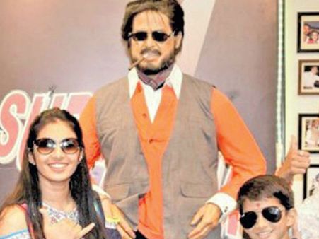 ஜெய்பூரில் ரஜினிக்கு மெழுகு சிலை: ஆனால் பார்க்க...