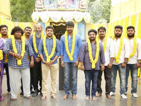 சிவகார்த்திகேயனின் புதிய படம்.... பூஜையுடன் துவங்கியது படப்பிடிப்பு!