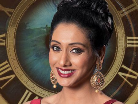 ஆர்ஜே.. எழுத்தாளர்.. பல திறமையுடன் பிக்பாஸில் நுழைந்த வைஷ்ணவி