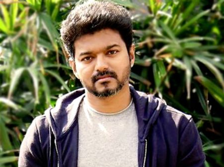 பிறந்தநாள் கொண்டாட்டத்தை ரத்து செய்த விஜய்: காரணம் ஒரு துயர சம்பவம்