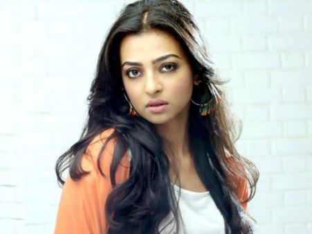 நான் ஒரு நடிகைதான்… ஆனாலும் இதைப்பற்றி பேசவேண்டியது என்னுடைய கடமை!