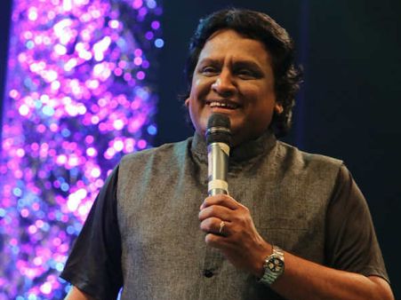 தமிழகத்தையே 'ஓ' போட வைத்த பரத்வாஜுக்கு 58 வயசாச்சு!