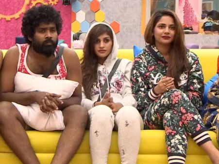 படுக்கையில் நடந்தது என்ன?: பொன்னம்பலத்துடன் மல்லுக்கட்டும் ஐஸ்வர்யா