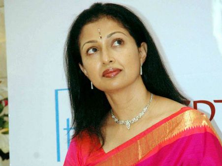 விஜய்யாக இருந்தாலும் ஏற்க முடியாது: கவுதமி கோபம்