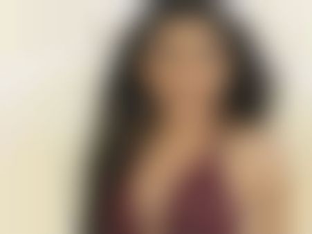 படவாய்ப்புகள் இல்லை... சொந்த ஊருக்கு மூட்டை முடிச்சு கட்டிய சர்ச்சை நடிகரின் காதலி!