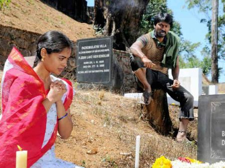 ஆந்திர முன்னாள் முதல்வர் ஒய்.எஸ்.ஆர்.-ன் ஹெலிகாப்டர் விபத்துப் பின்னணியை பேசும் கழுகு 2!