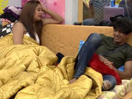 ஷாரிக்கிற்கு ஏற்கனவே காதலி இருக்கிறாராம்: அழுது புலம்பும் ஐஸ்வர்யா