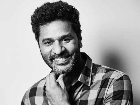 நிஜமாகவே கத்தியால் குத்திய இருவர்... பிரபுதேவா படத்தில் பரபரப்பு!