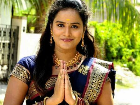 ஷோபனா, சபர்ணா, பிரியங்கா என்று தொடரும் தற்கொலைகள்: இதற்கு முடிவே இல்லையா?