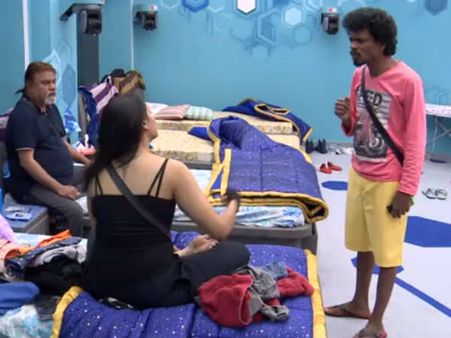 ஜூலிம்மா, நீ தங்கம்டா: நேற்று பிக் பாஸ் நிகழ்ச்சியை பார்த்தவர்களின் ரியாக்ஷன்