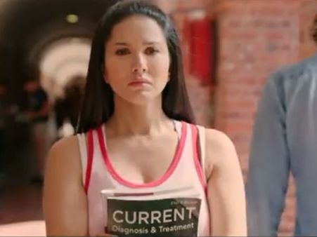 தைரியம் தான் ஒரே ஒற்றுமை... வைரலாகும் சன்னி லியோன் பட தமிழ் டிரெய்லர்!