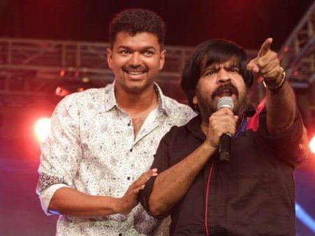 ஏன்பா தம்பி தம்மடிச்சன்னு நானே விஜய்யை கேட்கிறேன்: டி. ராஜேந்தர்