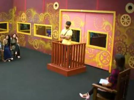 யாஷிகா மீது காதல் இருக்கு: ஒப்புக் கொண்ட மகத்