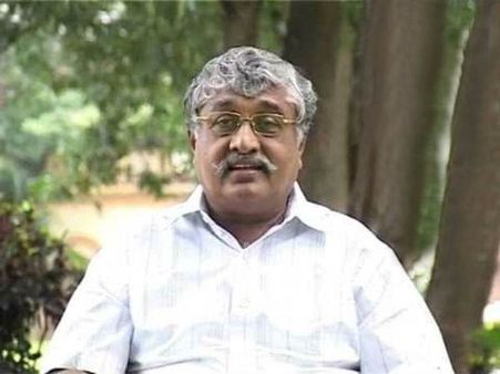 ரஜினி அரசியலுக்கு வராமல் இருப்பது நல்லது: சுப வீரபாண்டியன்