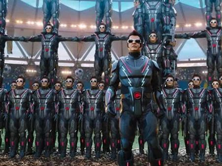 செல்போனை எடுத்தவனுக்கு செல்போனால தான் சாவு: லீக்கான 2.0 படக் கதை