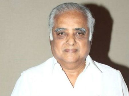 சினிமா மக்கள் தொடர்பாளர்களுக்கு ஐடி கார்டு: அபிராமி ராமநாதன் வழங்கினார்