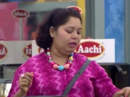 எவிக்ஷனுக்கு இதெல்லாம் ஒரு காரணமா?: பிக் பாஸுக்கு குட்டு வைத்த ஆர்த்தி