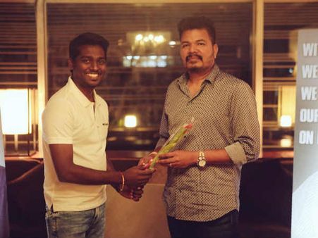 ஆசிரியர் தின வாழ்த்தை கூடவா காப்பியடிப்பீங்க அட்லி: சிரிப்பாய் சிரிக்கும் ட்விட்டர்