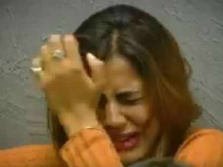 தலையில் அடித்துக் கொண்டு அழும் ஐஸ்வர்யா: ஏன் என்னாச்சு?